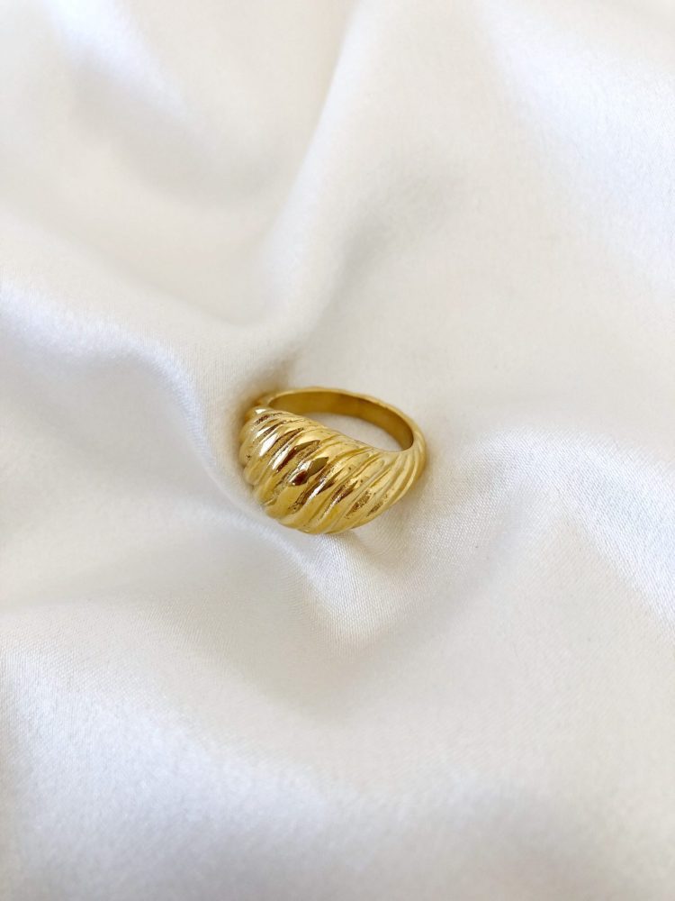 Anillo GOLD WAVE-ALMAROSS
